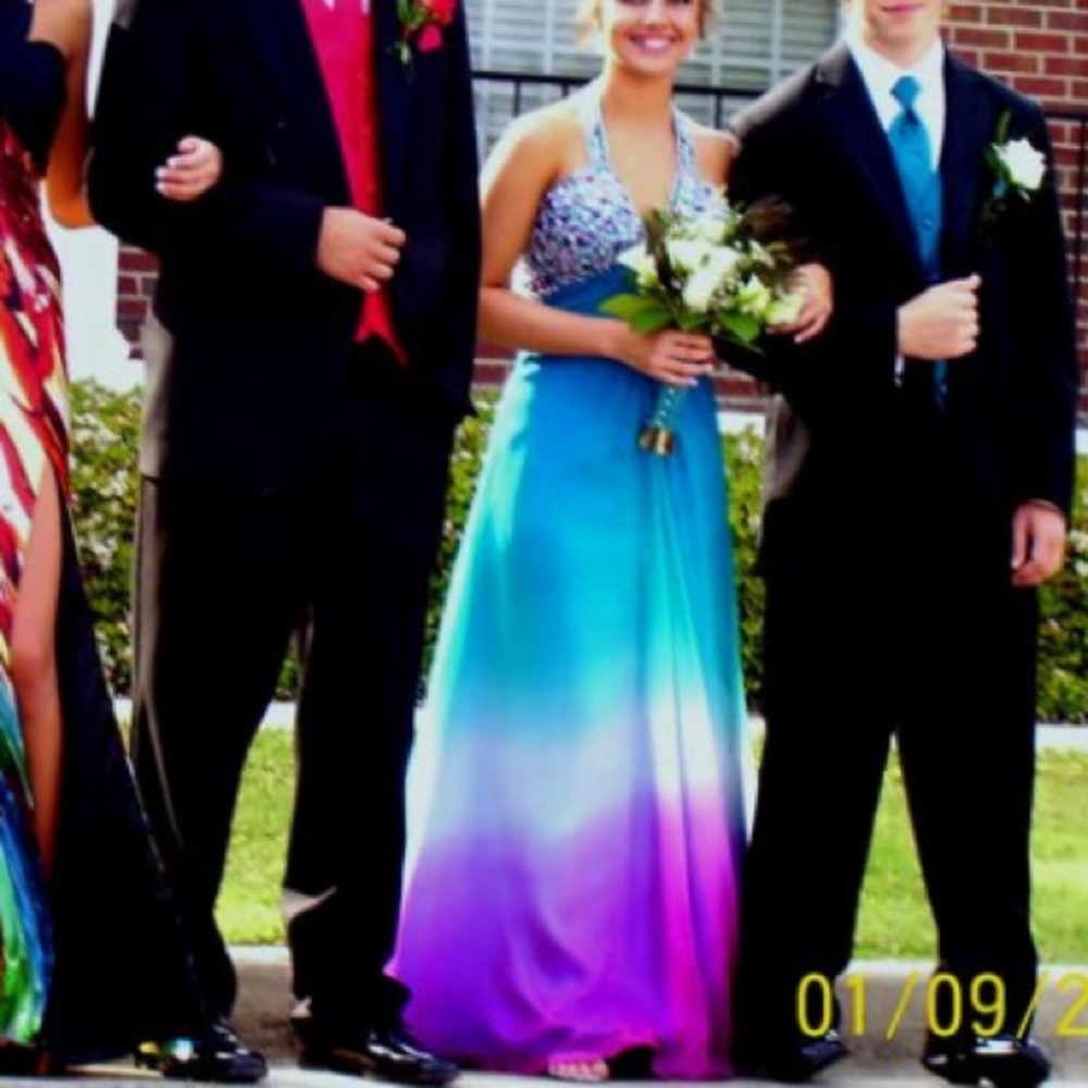 Jazz Couture Long Prom Dress - Picture 3 of 8